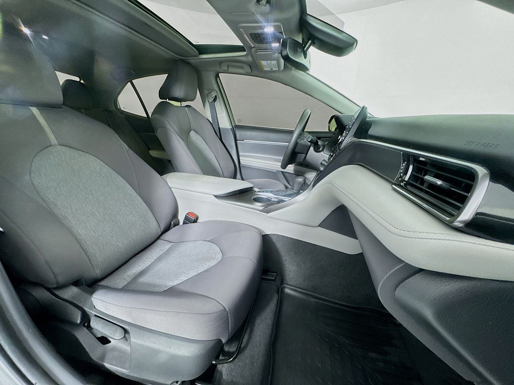 Used Car 2022 Toyota Camry Hybrid  Le For Sale Under $25,000 In Austin, Texas