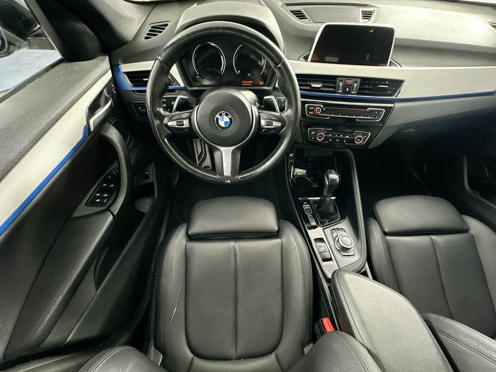 BMWX19