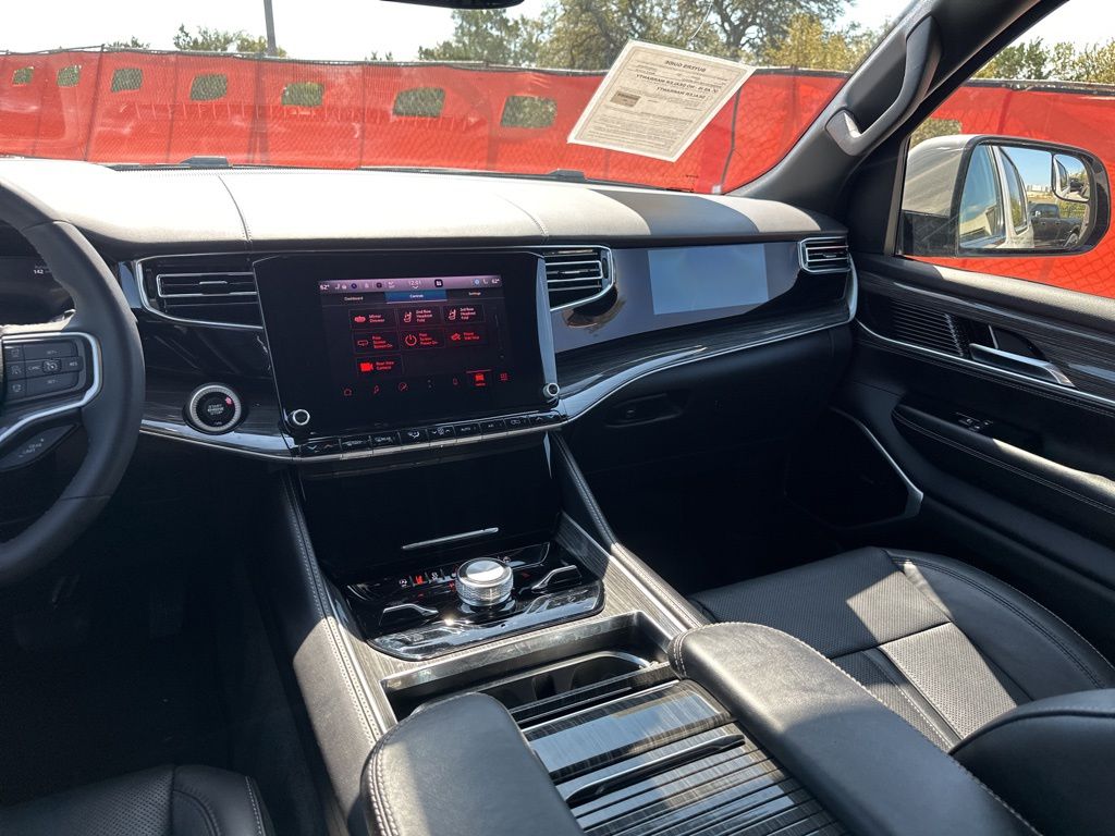 Used Car 2022 Jeep Wagoneer  Series Iii For Sale Under $50,000 In Austin, Texas