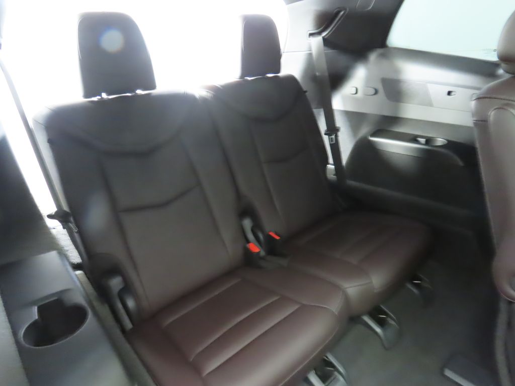 Thumbnail: 2020 Cadillac XT6 - 24