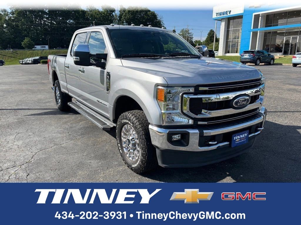 Silver Metallic 2021 Ford F-250 Super Duty XLT Crew Cab 4WD Pickup Truck Four-Wheel Drive Automatic