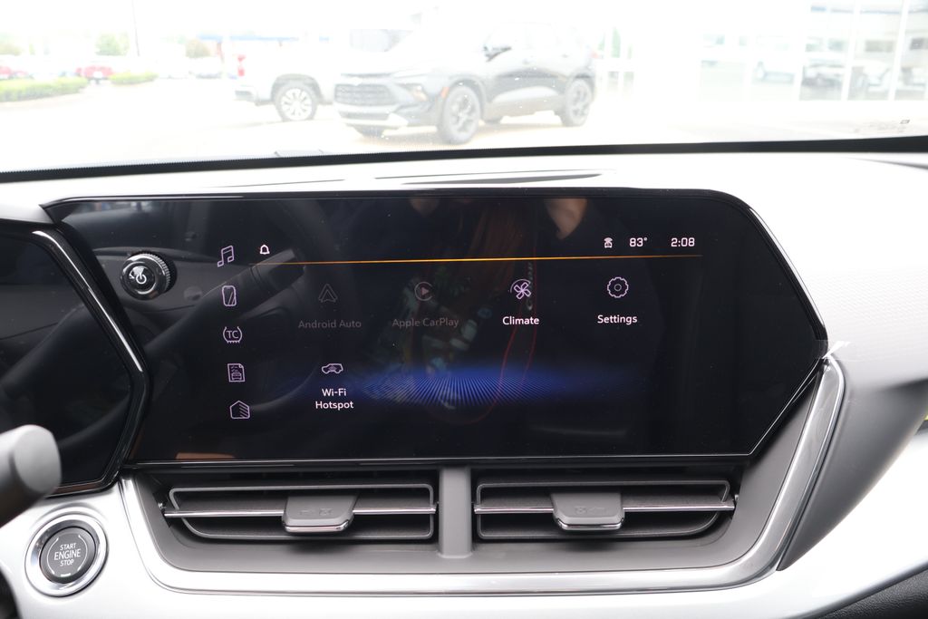 Thumbnail: 2025 Chevrolet Trax - 24