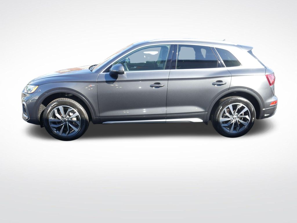 Thumbnail: 2023 Audi Q5 - 2