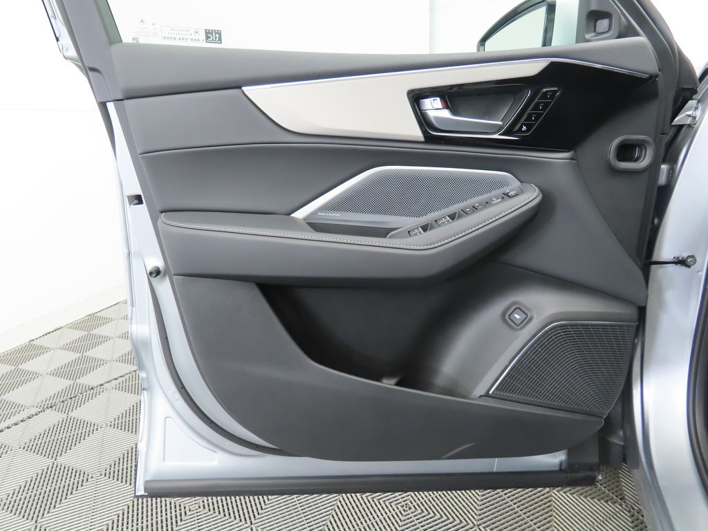 Thumbnail: 2026 Acura MDX - 26
