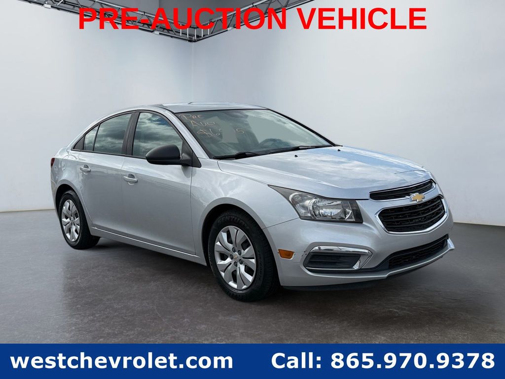 2015 Chevrolet Cruze LS Sedan FWD