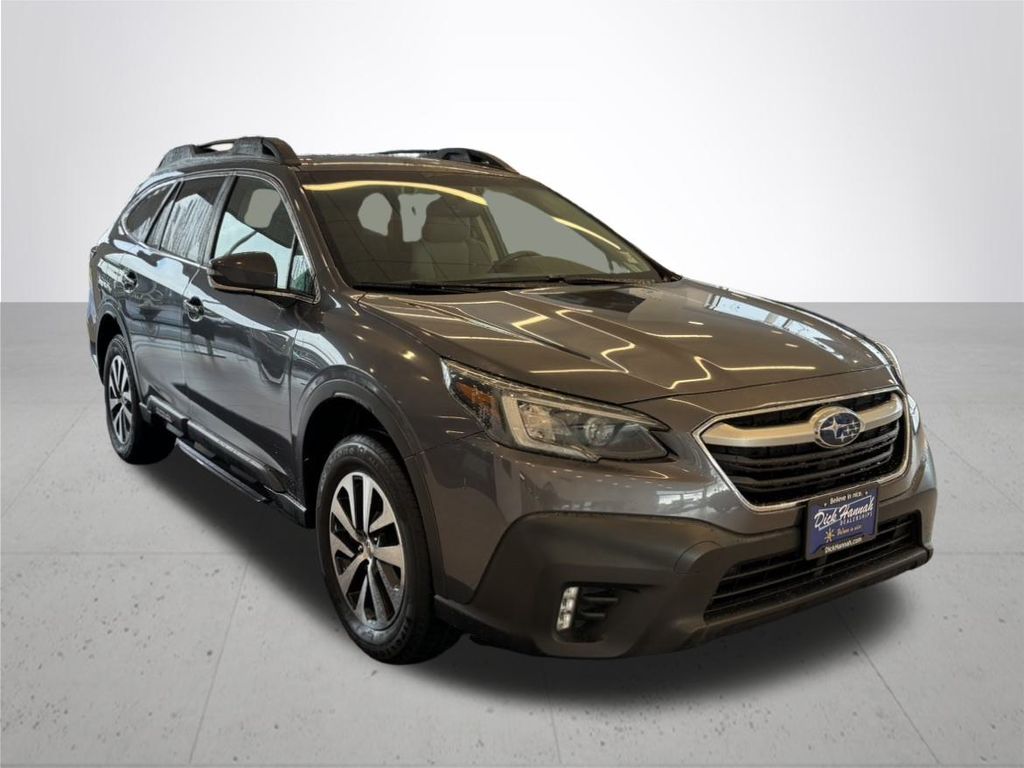 2022 Subaru Outback Premium