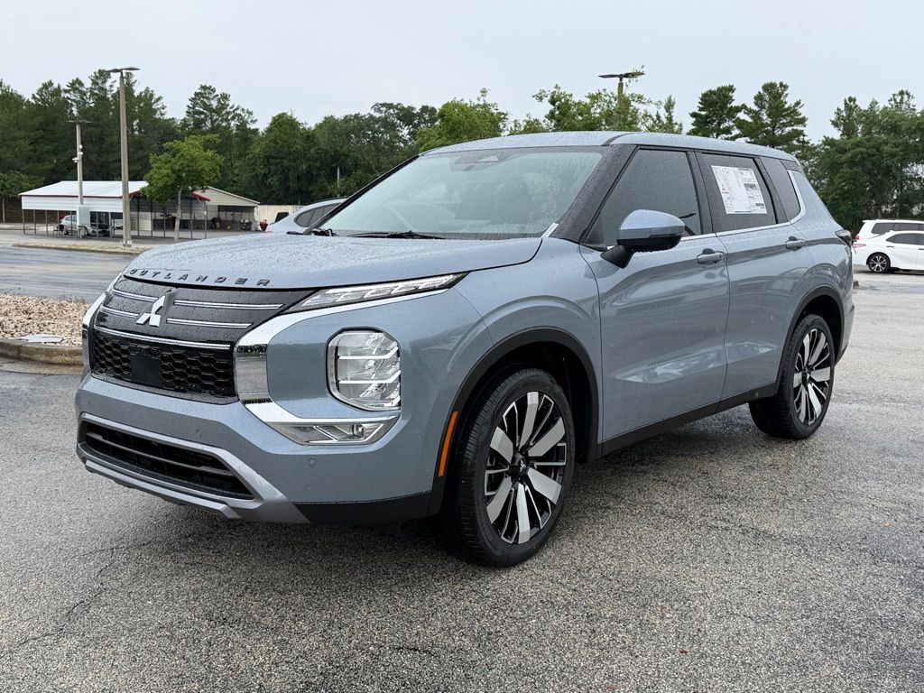 New 2026 Mitsubishi Outlander SUV