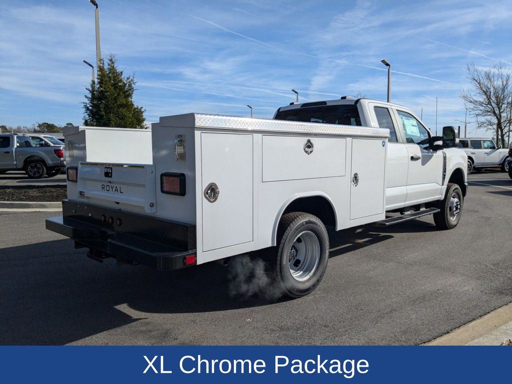 2024 Ford F-350 Super Duty XL