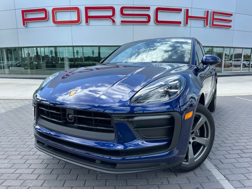 Thumbnail: 2026 Porsche Macan - 1