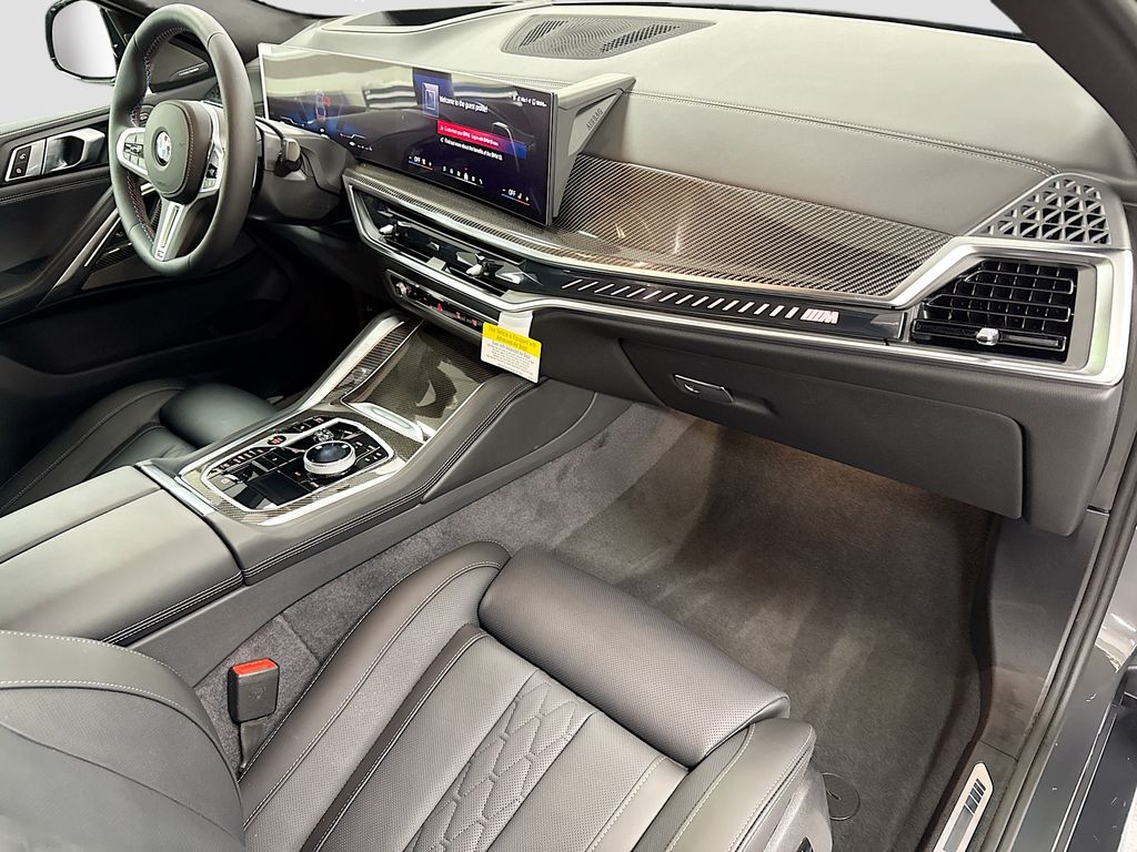 Thumbnail: 2026 BMW X6 - 16