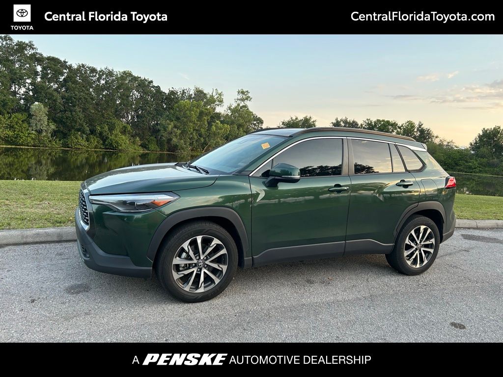 2022 Toyota Corolla Cross XLE -
                Orlando, FL
