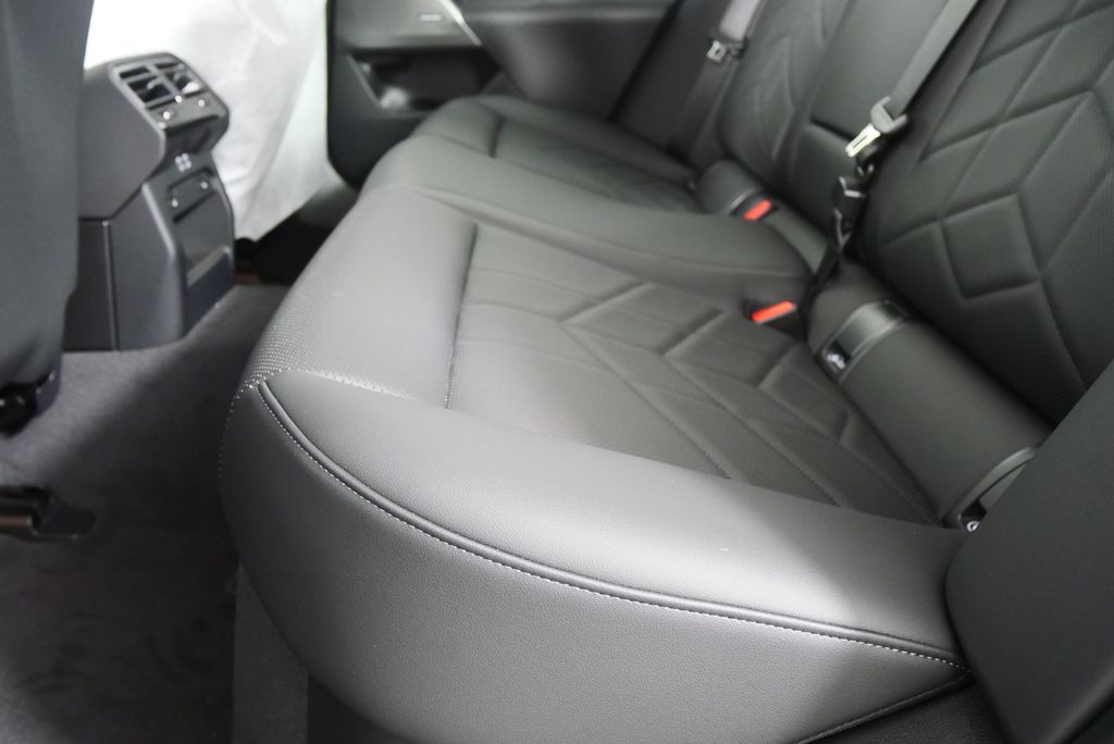 2026 BMW 5 Series 530i 14