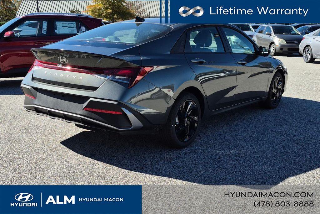New 2026 Gray Hyundai SEL Sport Plus image 6