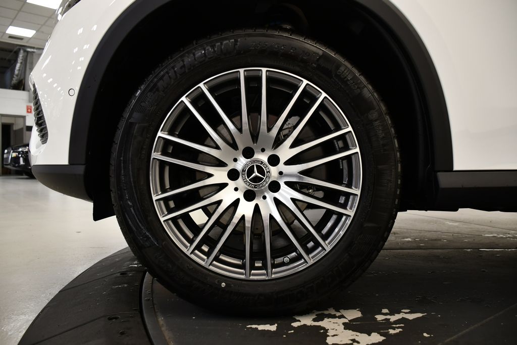 Thumbnail: 2026 Mercedes-Benz GLC - 13