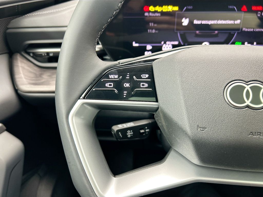 Thumbnail: 2025 Audi Q5 - 11