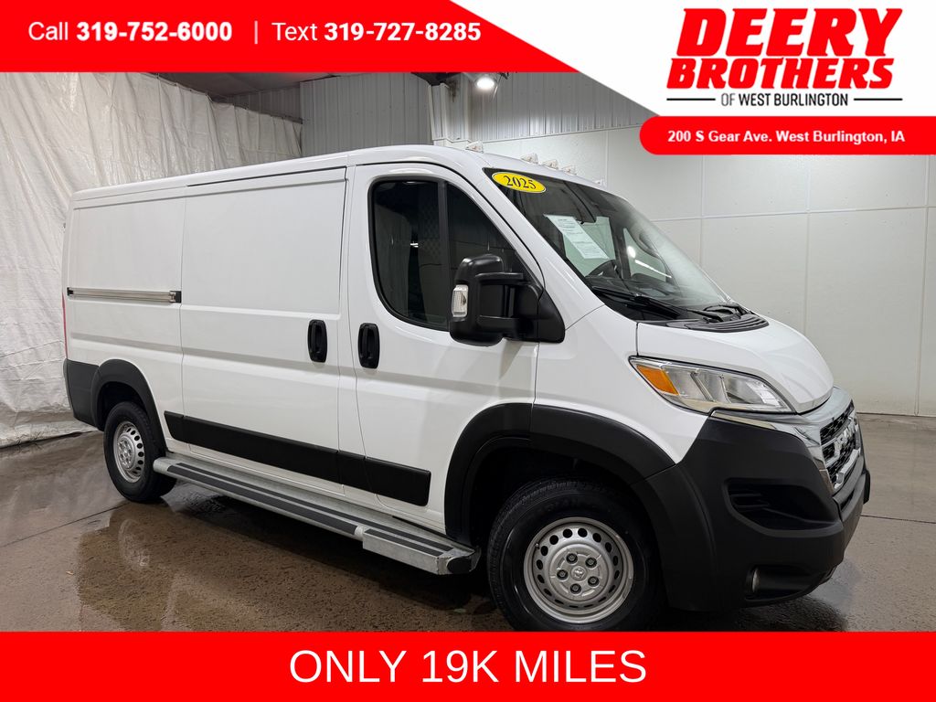 Bright White Clearcoat 2025 RAM ProMaster Van Front-Wheel Drive 9-Speed Automatic