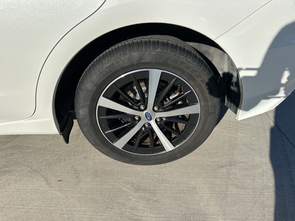 2019 Subaru Impreza 2.0i Premium 13