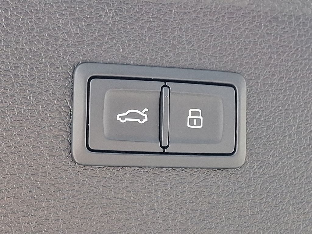 Thumbnail: 2023 Audi Q5 - 27