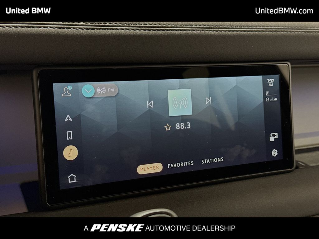 Thumbnail: 2021 Land Rover Defender - 8