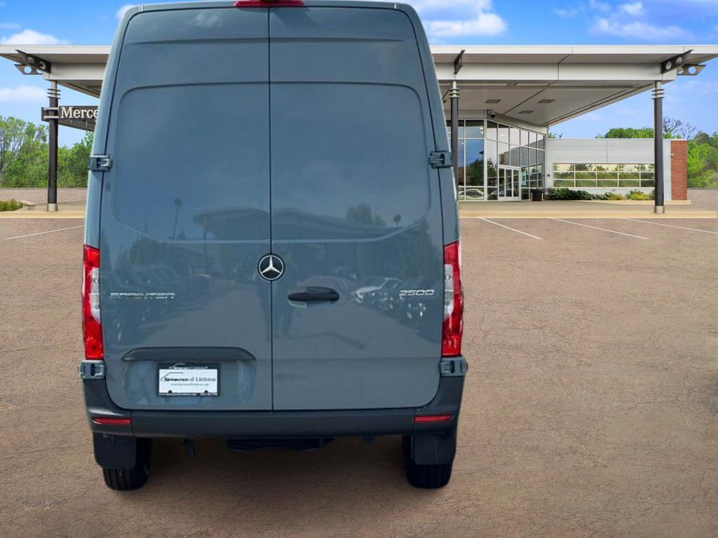 2024 Mercedes-Benz Sprinter 2500 Cargo 144 WB 4