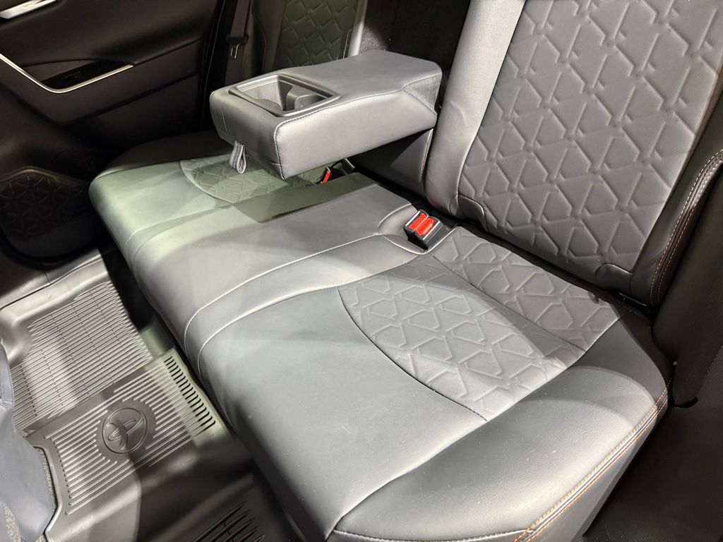 Thumbnail: 2024 Toyota RAV4 - 17