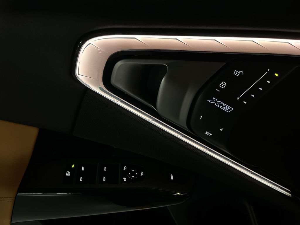 Thumbnail: 2026 BMW X3 - 13