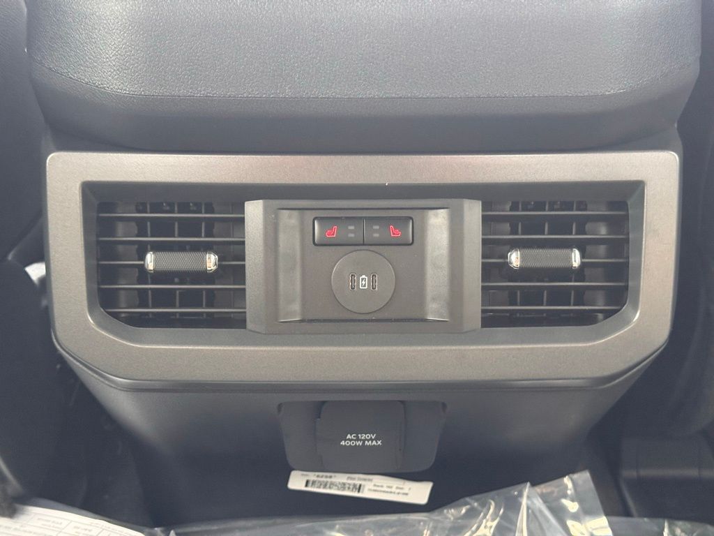 2026 Ford F-350 Super Duty LARIAT