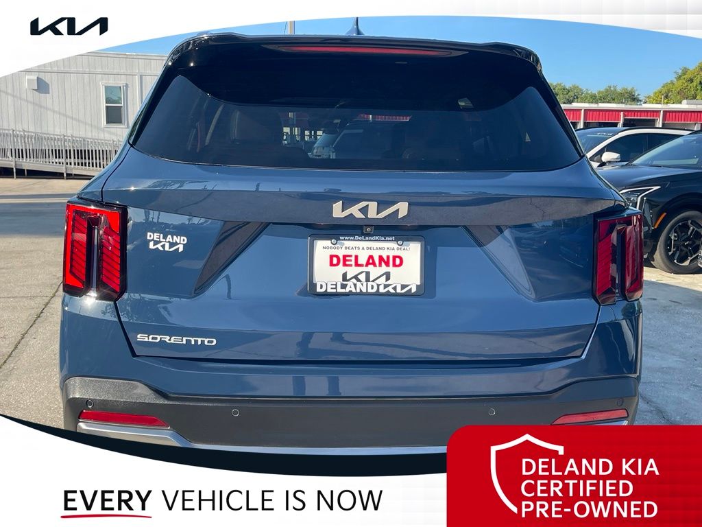 Used 2025 Kia Sorento SUV