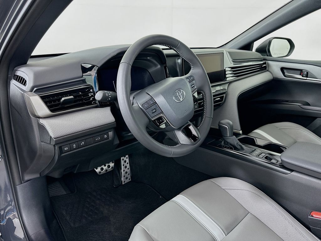 Thumbnail: 2025 Toyota Camry - 9