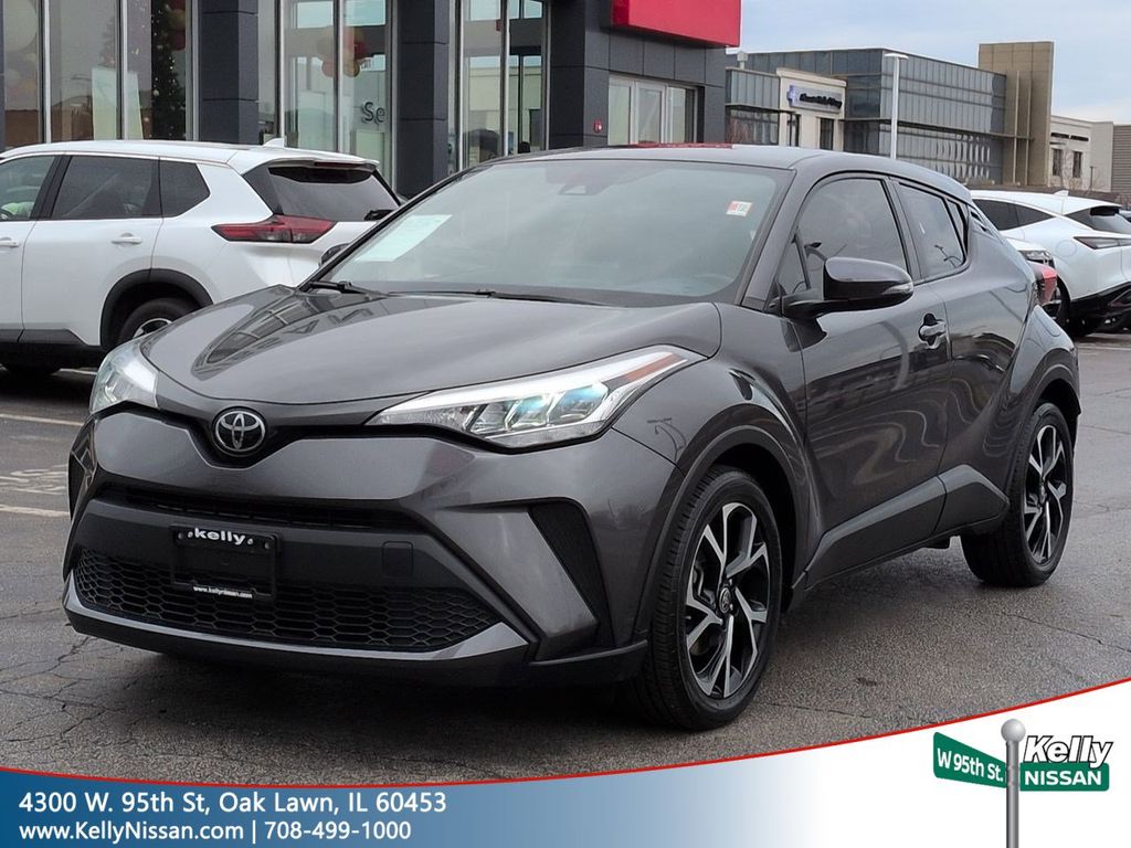 2022 Toyota C-HR XLE FWD