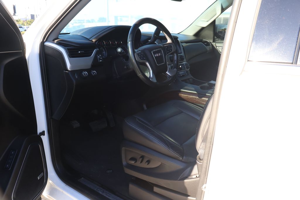 Thumbnail: 2019 GMC Yukon - 13