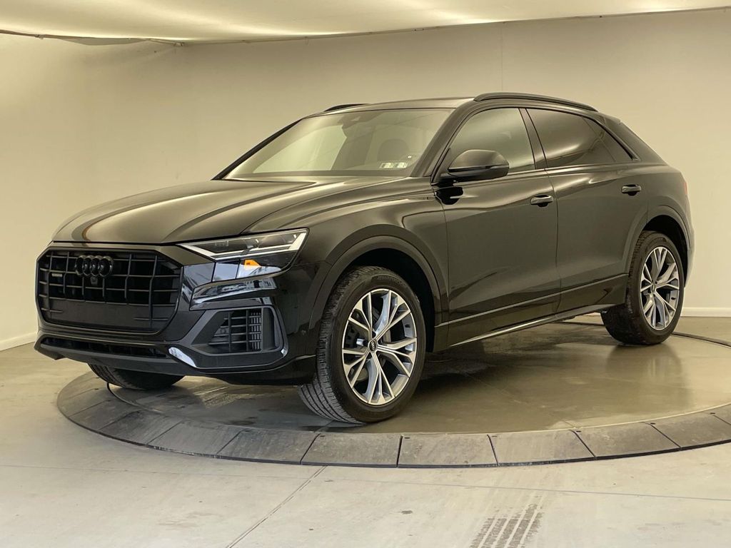 2022 Audi Q8 quattro Premium 55 TFSI