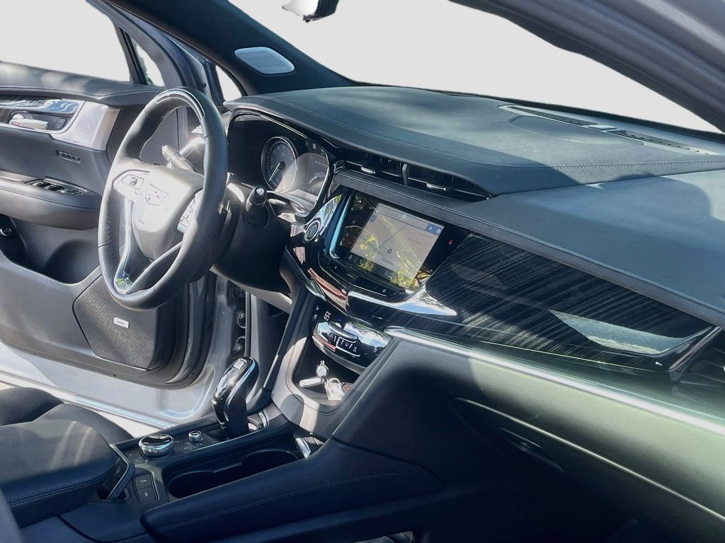 Used 2025 Silver Cadillac Premium Luxury image 32
