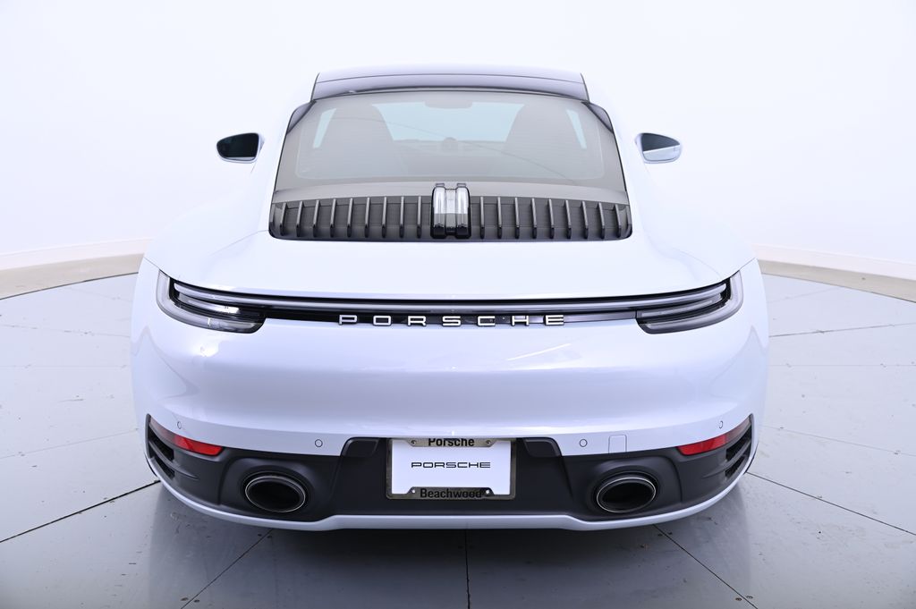 2024 Porsche 911 Carrera 3