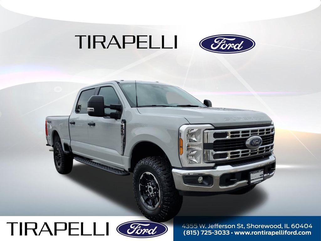 New 2026 White Ford XLT image 6