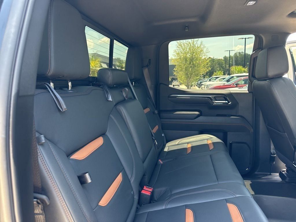 2025 Onyx Black GMC Sierra 1500 AT4 4X4 Truck