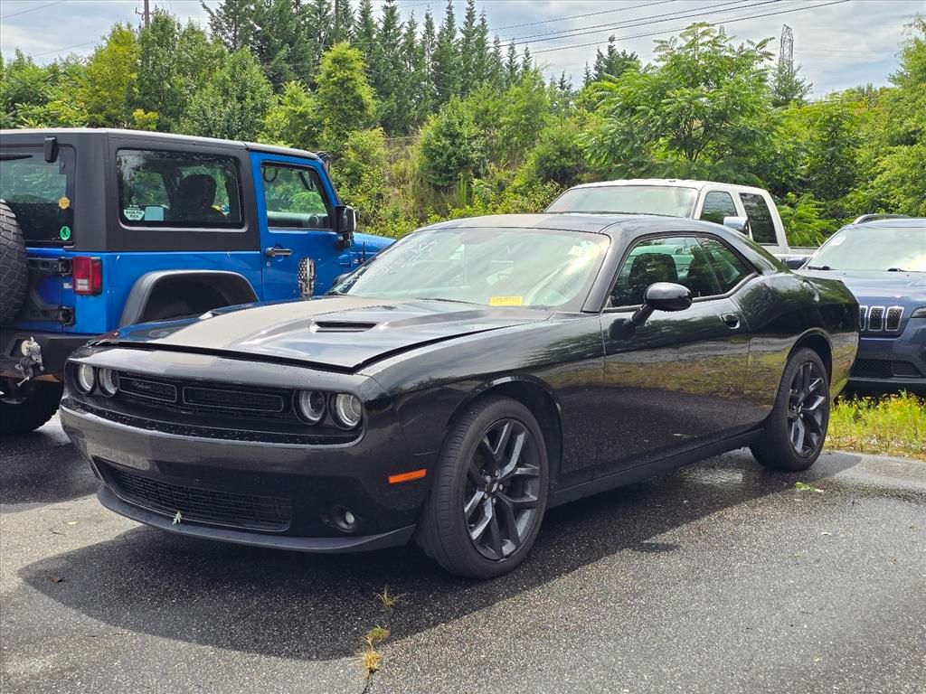 2019 Dodge Challenger SXT RWD