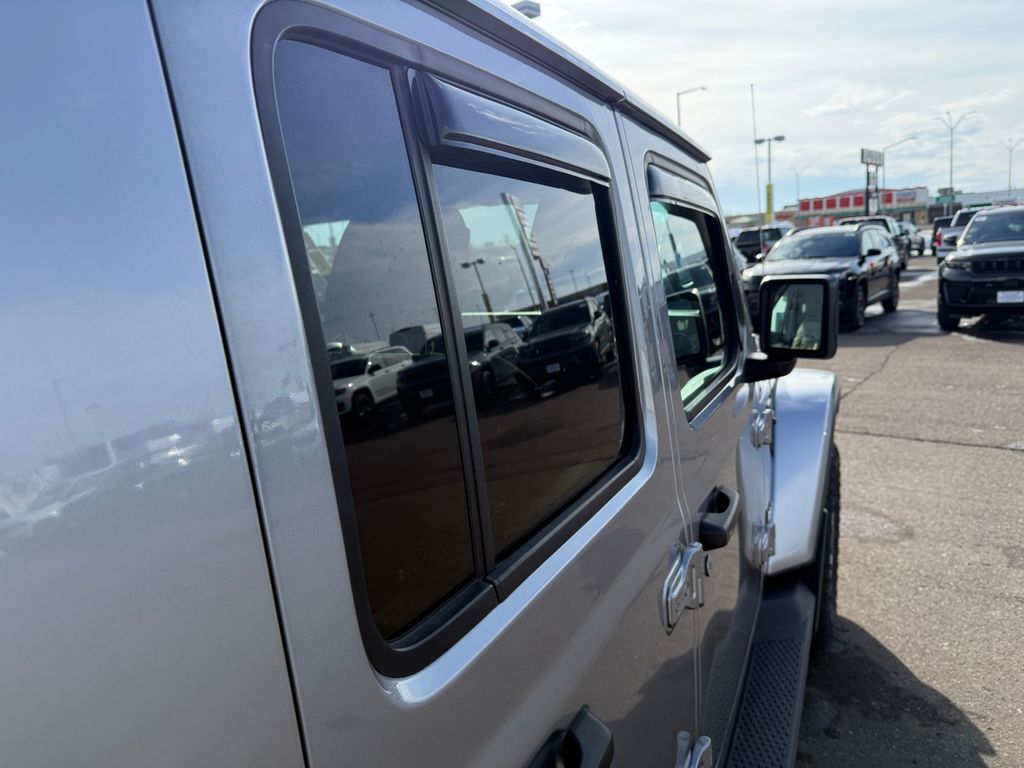 Certified Used 2020 Silver Jeep Overland image 15