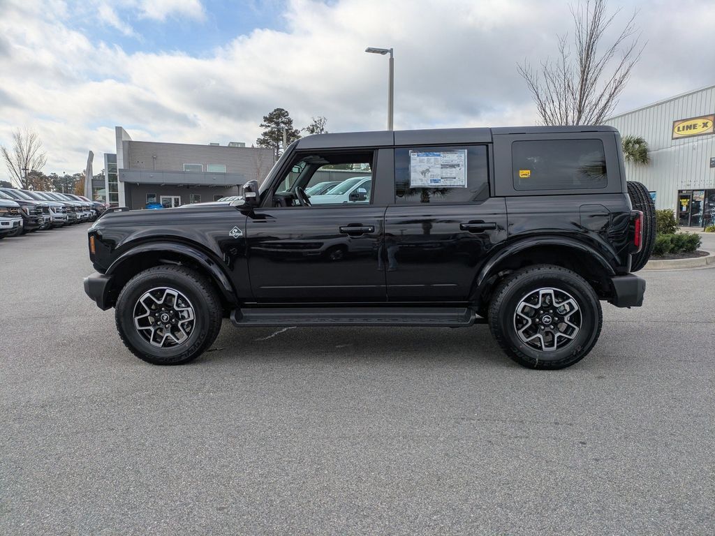 2025 Ford Bronco Outer Banks