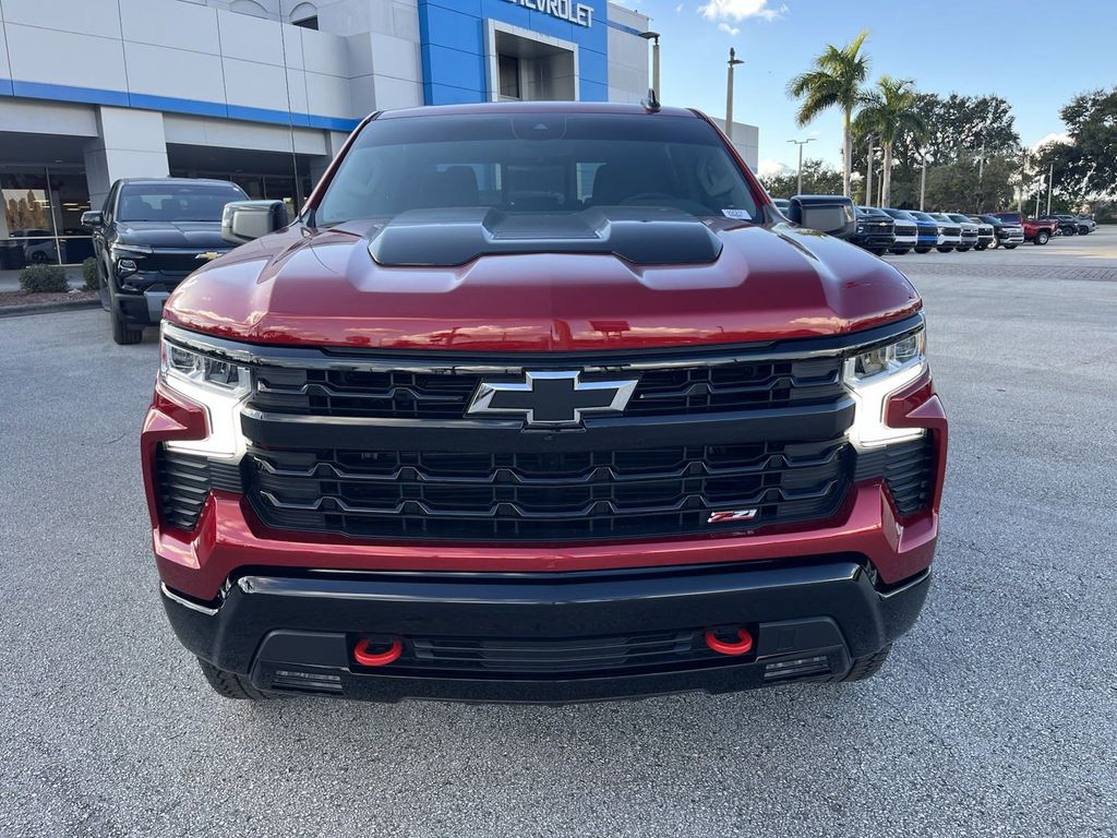 2025 Chevrolet Silverado 1500 LT Trail Boss 2