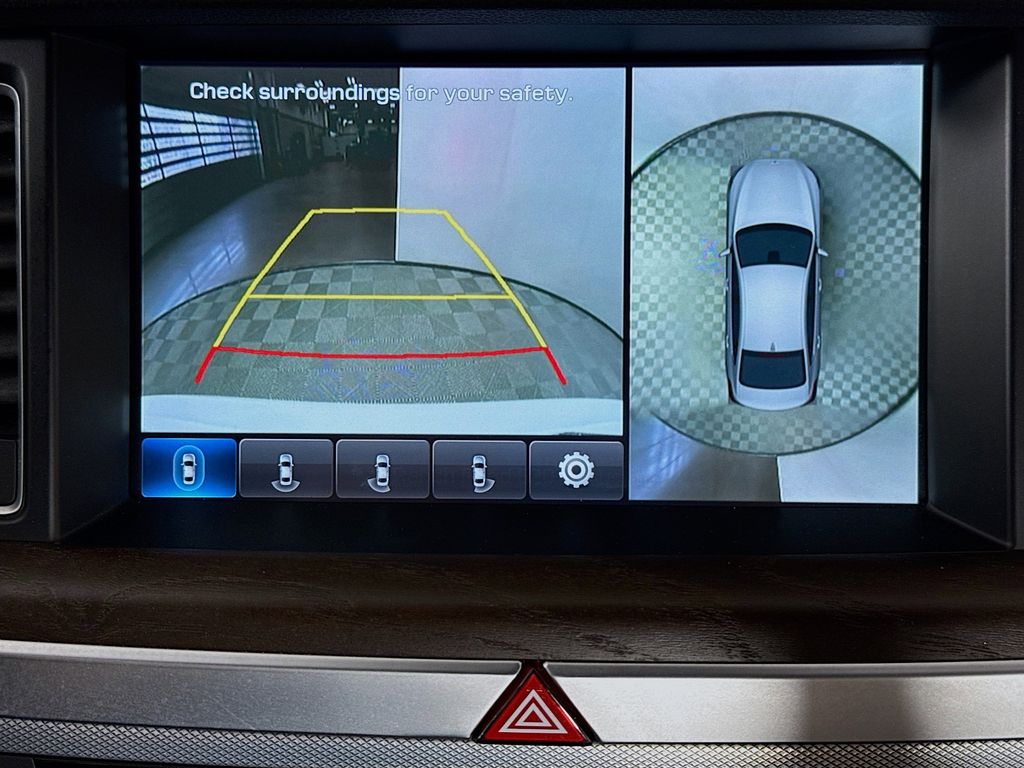 Thumbnail: 2018 Genesis G80 - 14