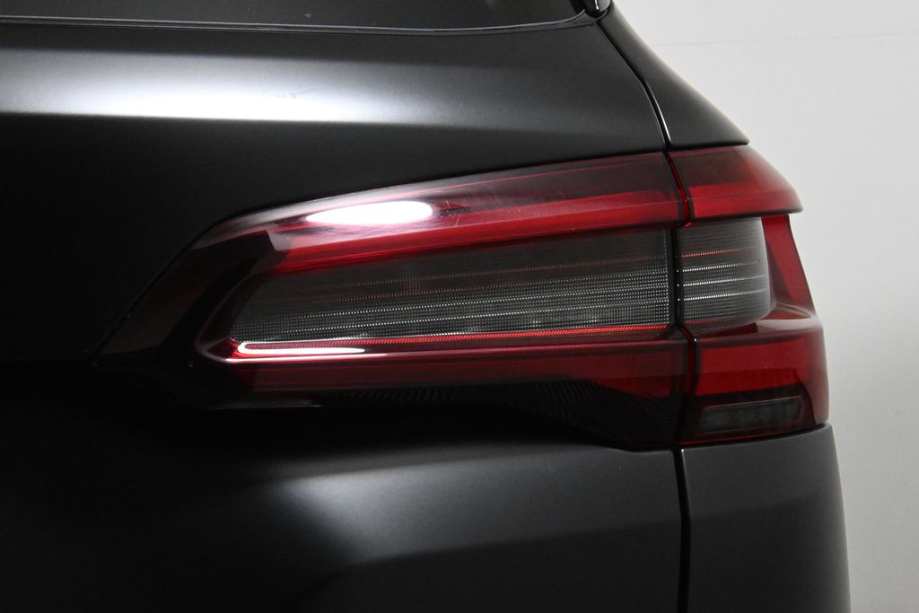2022 BMW X5 xDrive40i 13