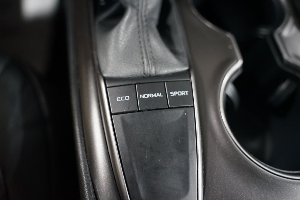 Thumbnail: 2024 Toyota Camry - 25