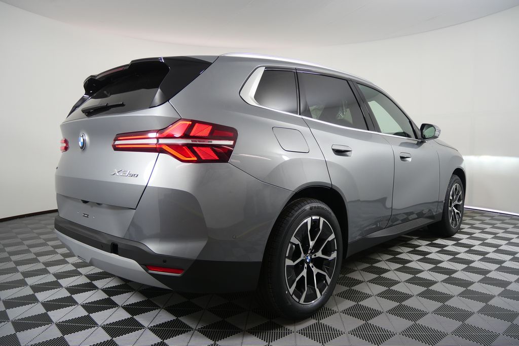 Thumbnail: 2026 BMW X3 - 3