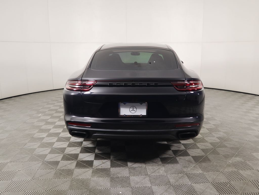 Thumbnail: 2019 Porsche Panamera - 6