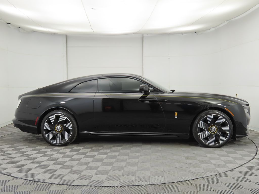 Thumbnail: 2024 Rolls-Royce Spectre - 4