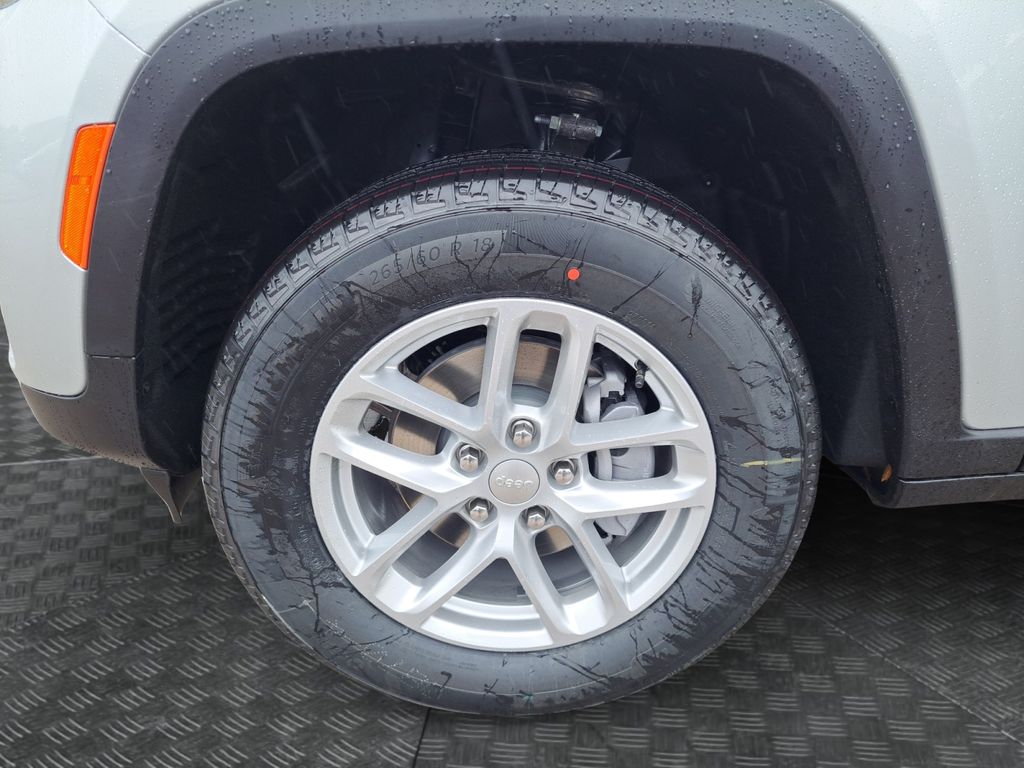 New Car 2025 Jeep Grand Cherokee  Laredo For Sale Under $35,000 In Austin, Texas