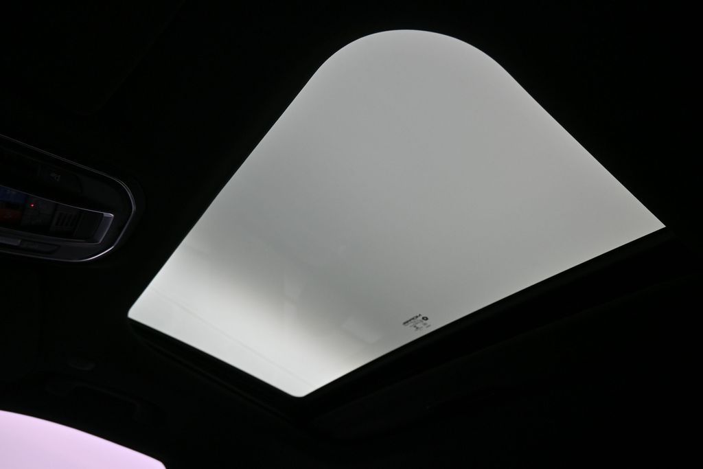 Used 2025 Bright White Clearcoat Jeep Laredo X image 22