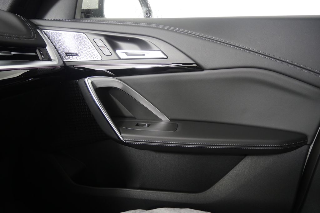 2025 BMW X1 xDrive28i 24