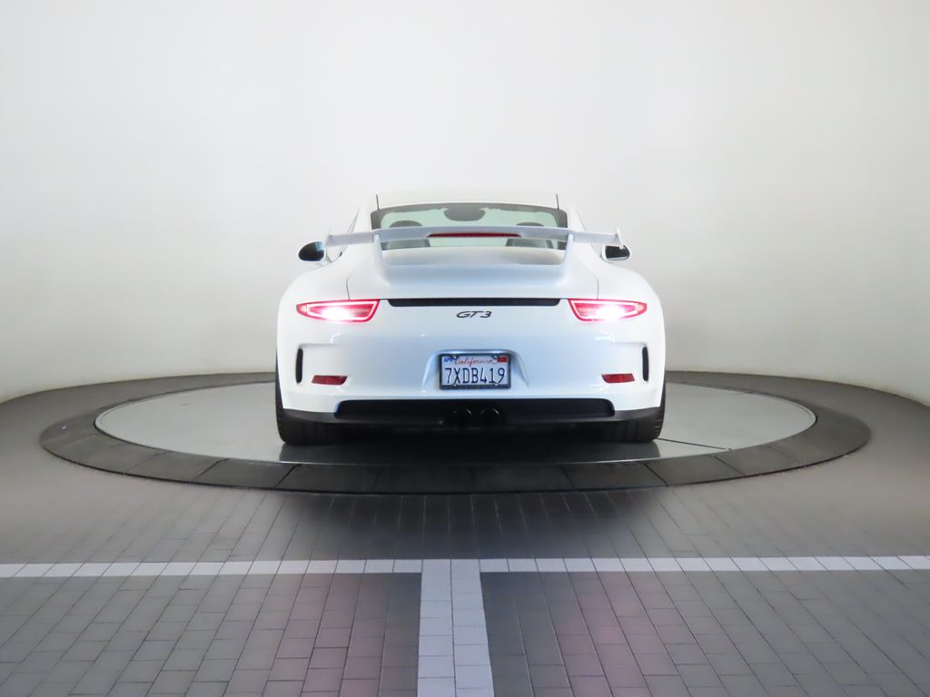 Thumbnail: 2014 Porsche 911 - 6